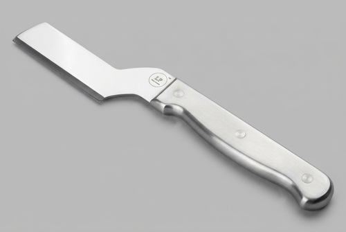 Knife with a metal handle